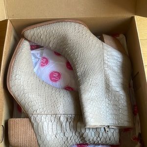 Matisse Caty Boot - worn ONCE